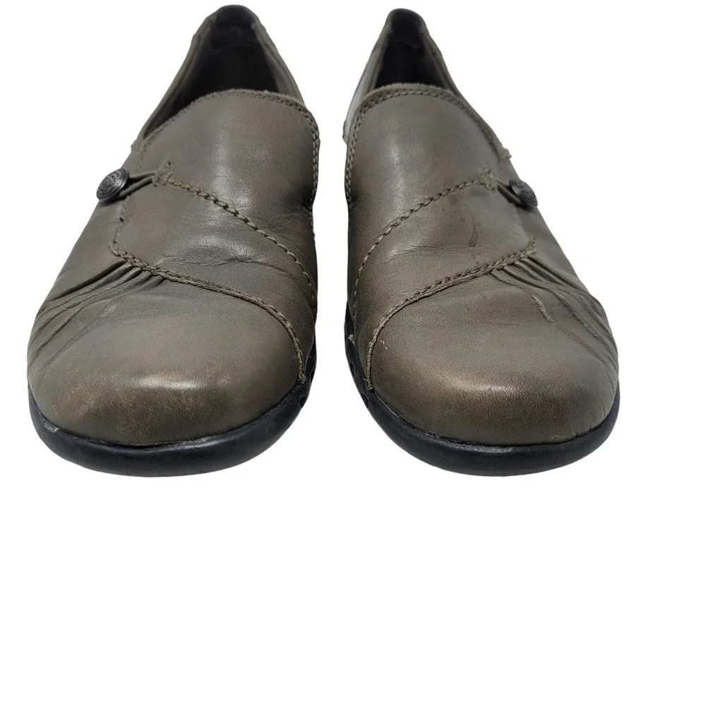 Cobb Hill Paulett Leather Loafers  7.5N Gray Pleated Detail Slip-On Comfort Shoe